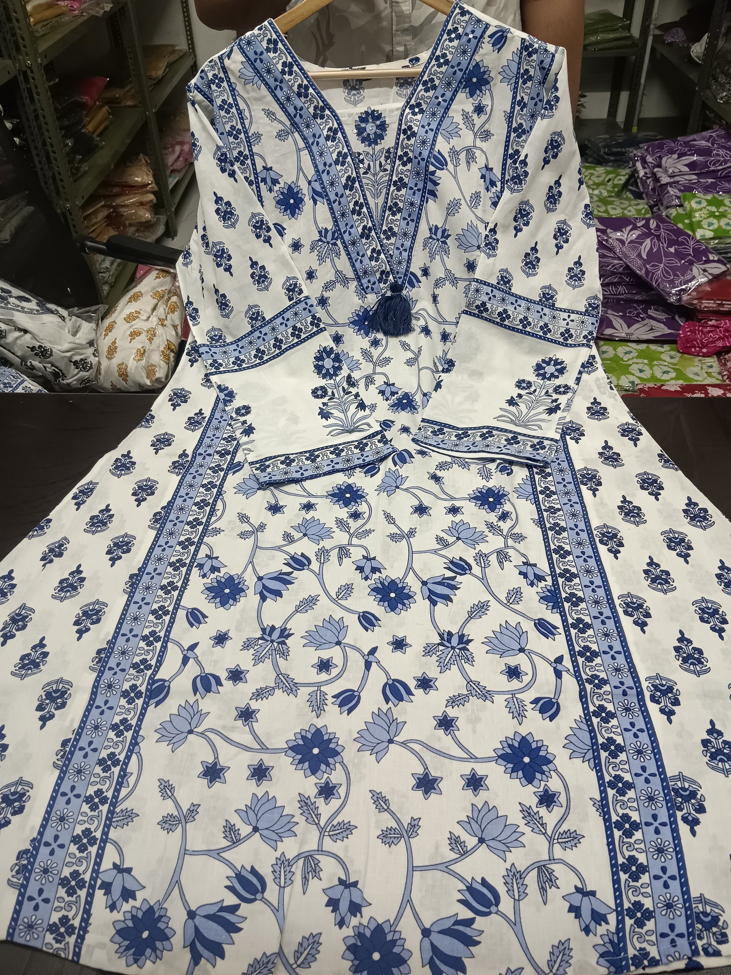 New Floral Motif Printed Cotton kurta Set (BFST122)