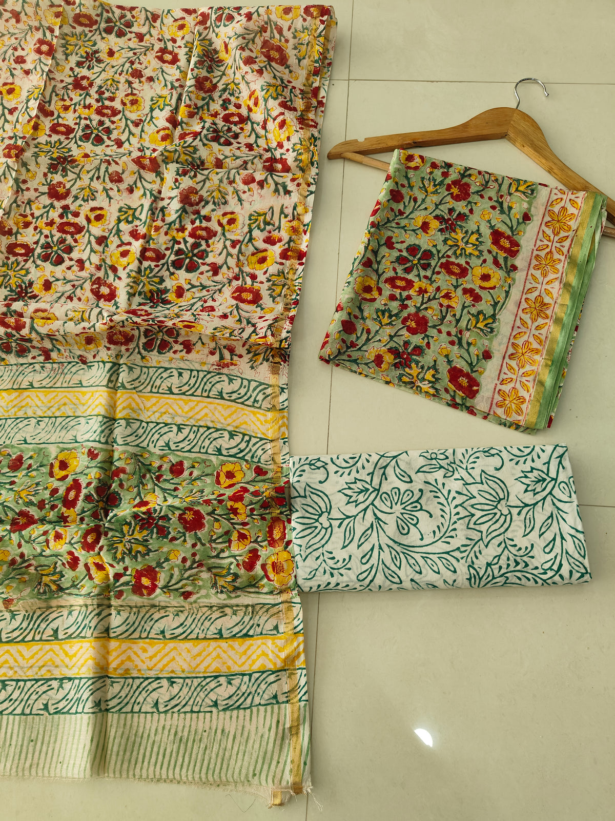 EXCLUSIVE HAND BLOCK CHANDERI SILK SUIT SET WITH CHANDERI DUPATTA