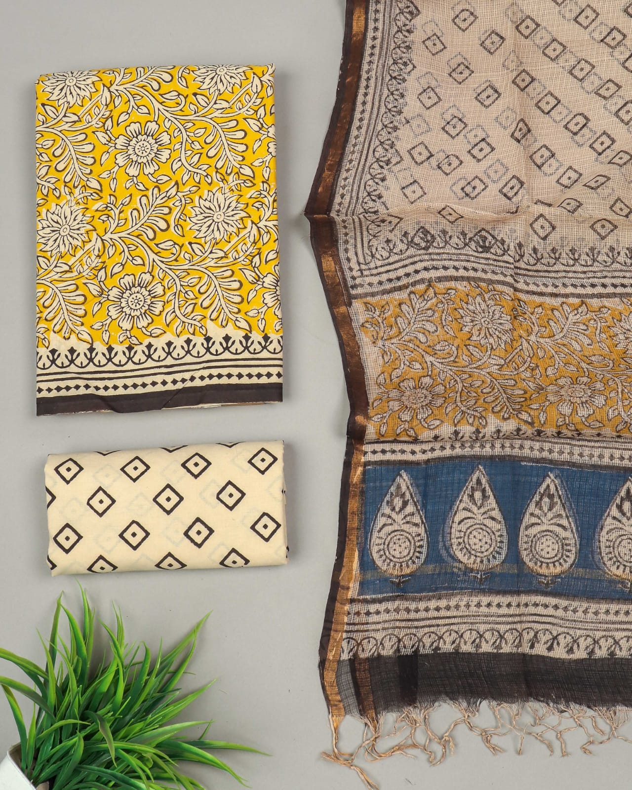Premium Sanganeri Printed Cotton Suit With Kota Doria Duppta(BFCOTKD20)