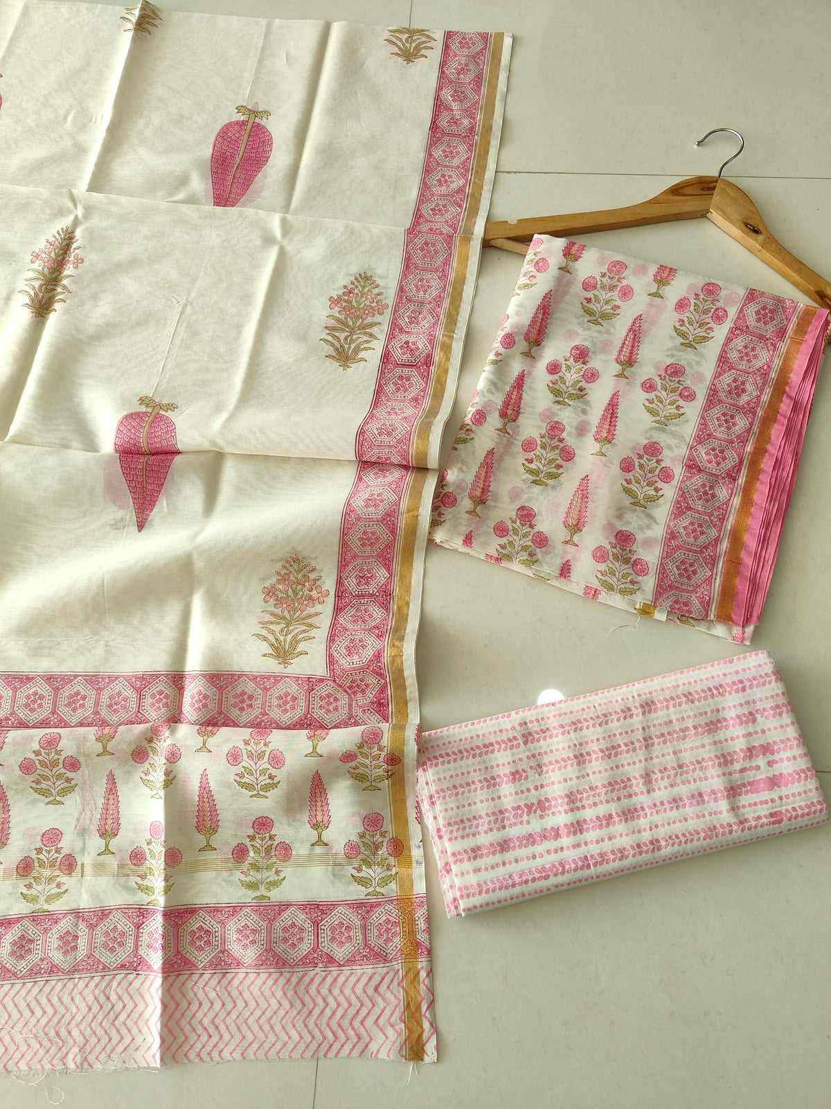 EXCLUSIVE HAND BLOCK CHANDERI SILK SUIT SET WITH CHANDERI DUPATTA