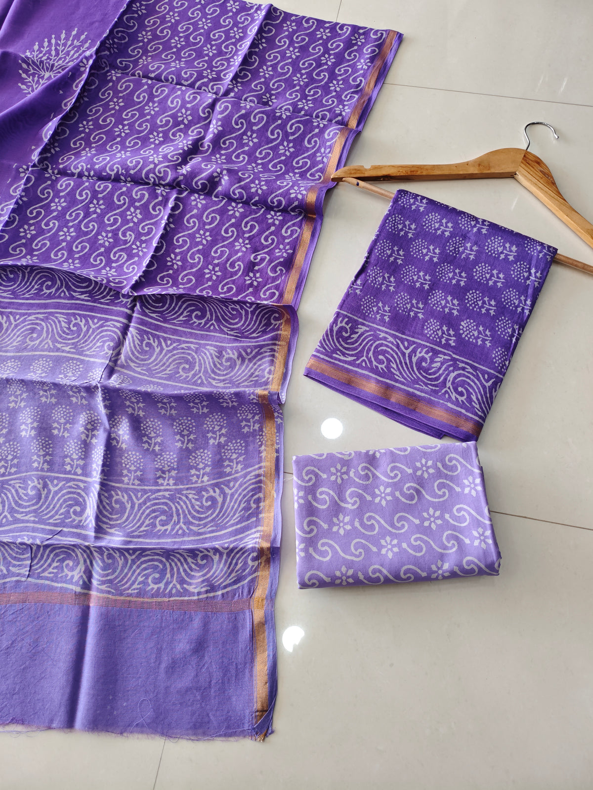 EXCLUSIVE HAND BLOCK CHANDERI SILK SUIT SET WITH CHANDERI DUPATTA