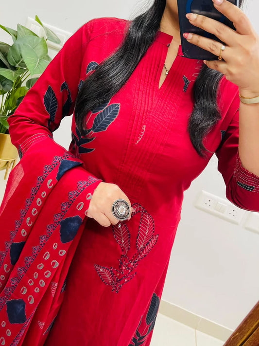 Red Cotton Kurti Pant Dupatta Set for Women