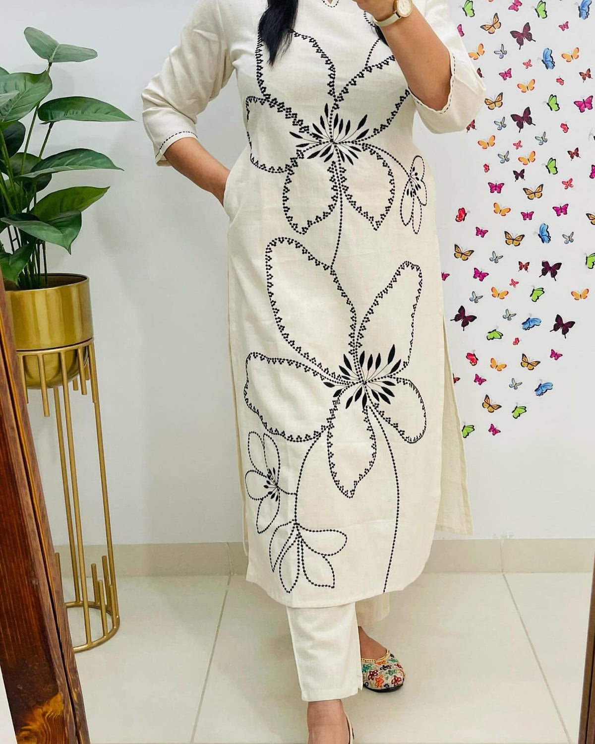 *🌹🌹Pure fine Cotton  fabric Embroidery Work and hand work Kurti with Pant with cotton*🌹🌹