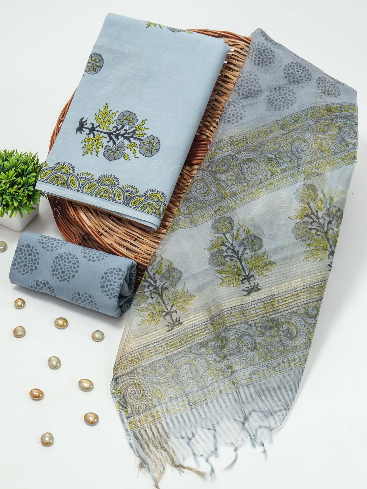 New Floral Hand Block Printed Cotton Suit With Organza Dupatta(BFOR65)