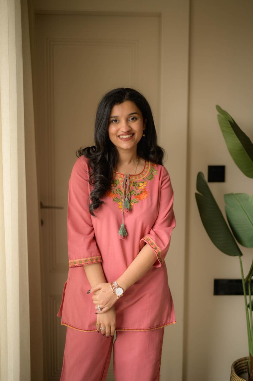 Pink Embroidered Kurta Pant Set for Women – Elegant Ethnic Co-ord Set