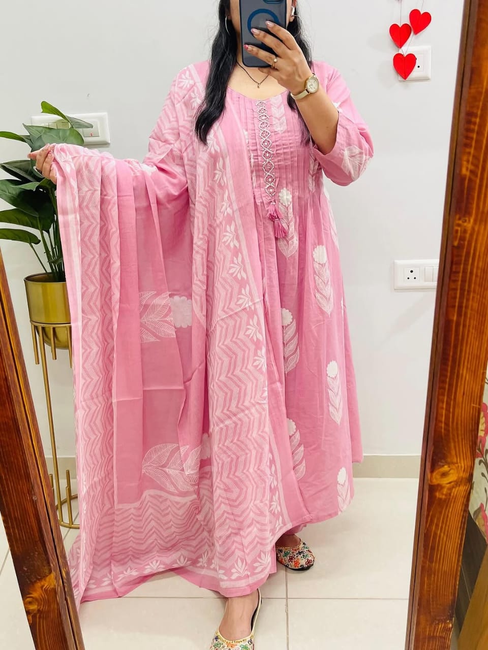NEW COLOUR LUNCHING Beutiful Suit Set(BFST160)