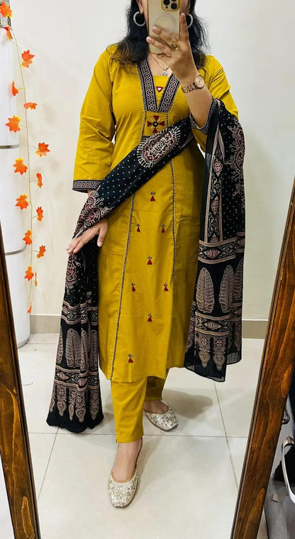 Premium Rich Azrak Cotton Suit (BFST252)