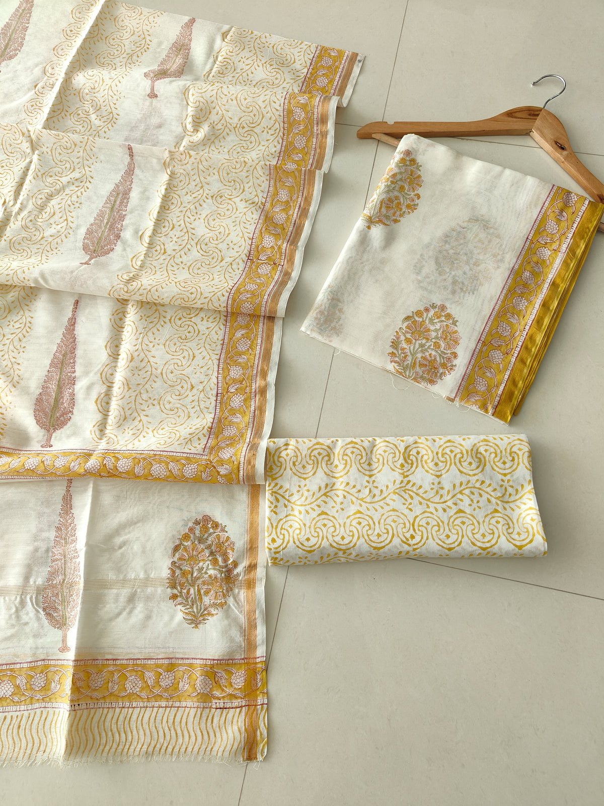 EXCLUSIVE HAND BLOCK CHANDERI SILK SUIT SET WITH CHANDERI DUPATTA