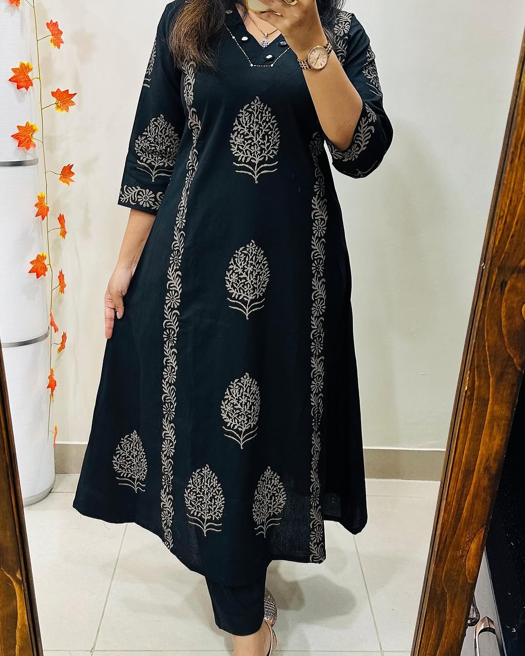 Launching Designer Kurti Pant Set  in *Cotton Fabric* with  beautiful *Block print sequin moti and  thread detailing Work*  giving perfect smart and Mesmerizing look
