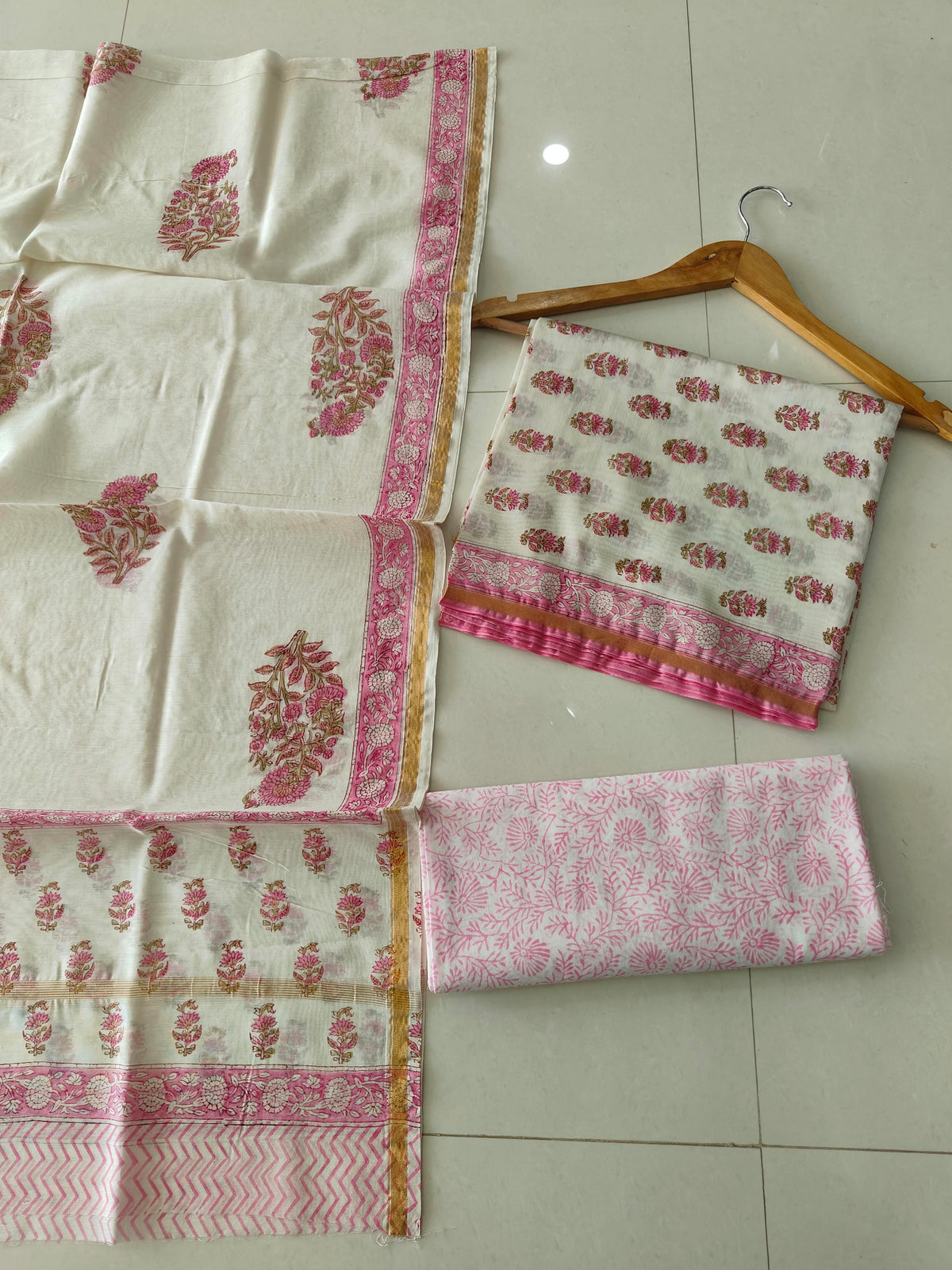 EXCLUSIVE HAND BLOCK CHANDERI SILK SUIT SET WITH CHANDERI DUPATTA