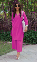 Upgrade your office wear wardrobe with this classy yet chic monochrome pant-set  for all day comfort and trendy look