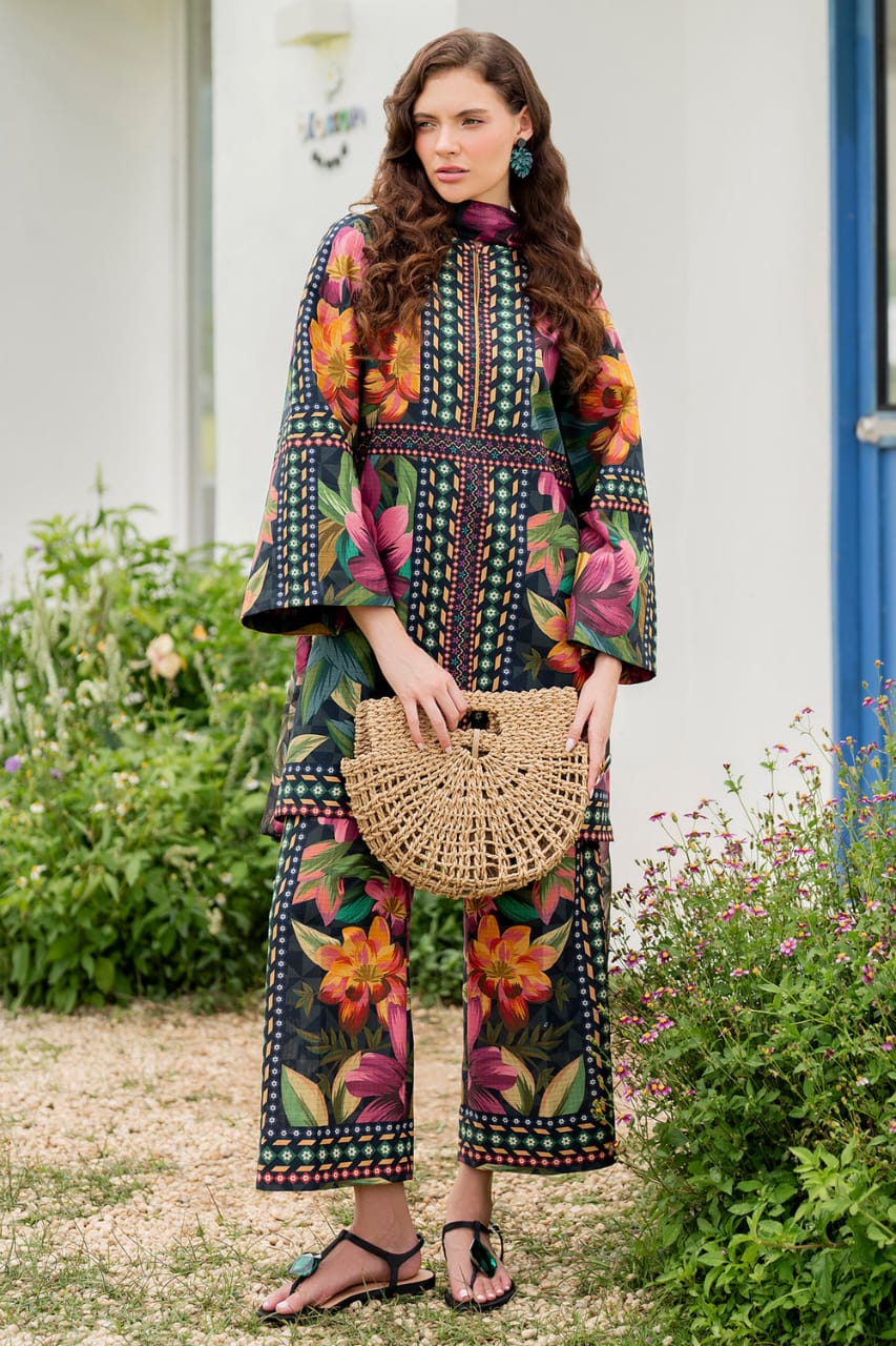 Enjoy New Floral  Kurta Pant set with amazing print Work