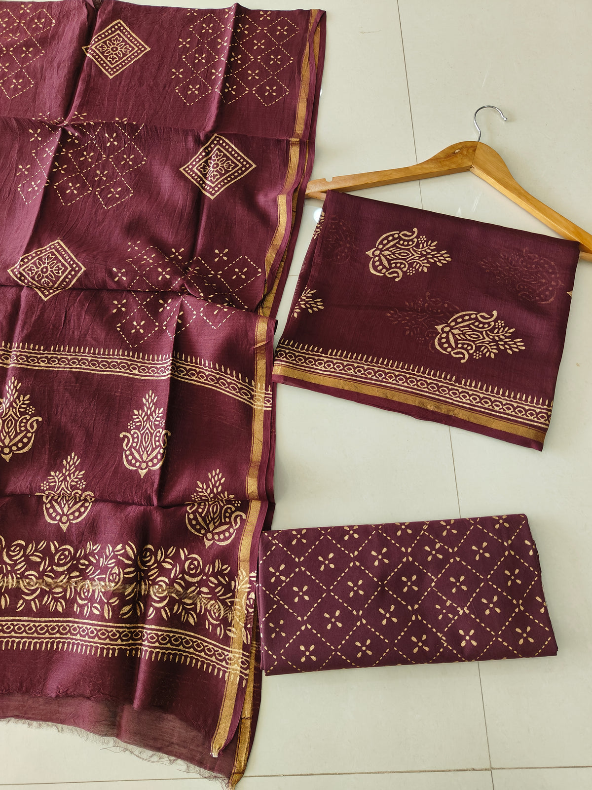EXCLUSIVE HAND BLOCK CHANDERI SILK SUIT SET WITH CHANDERI DUPATTA