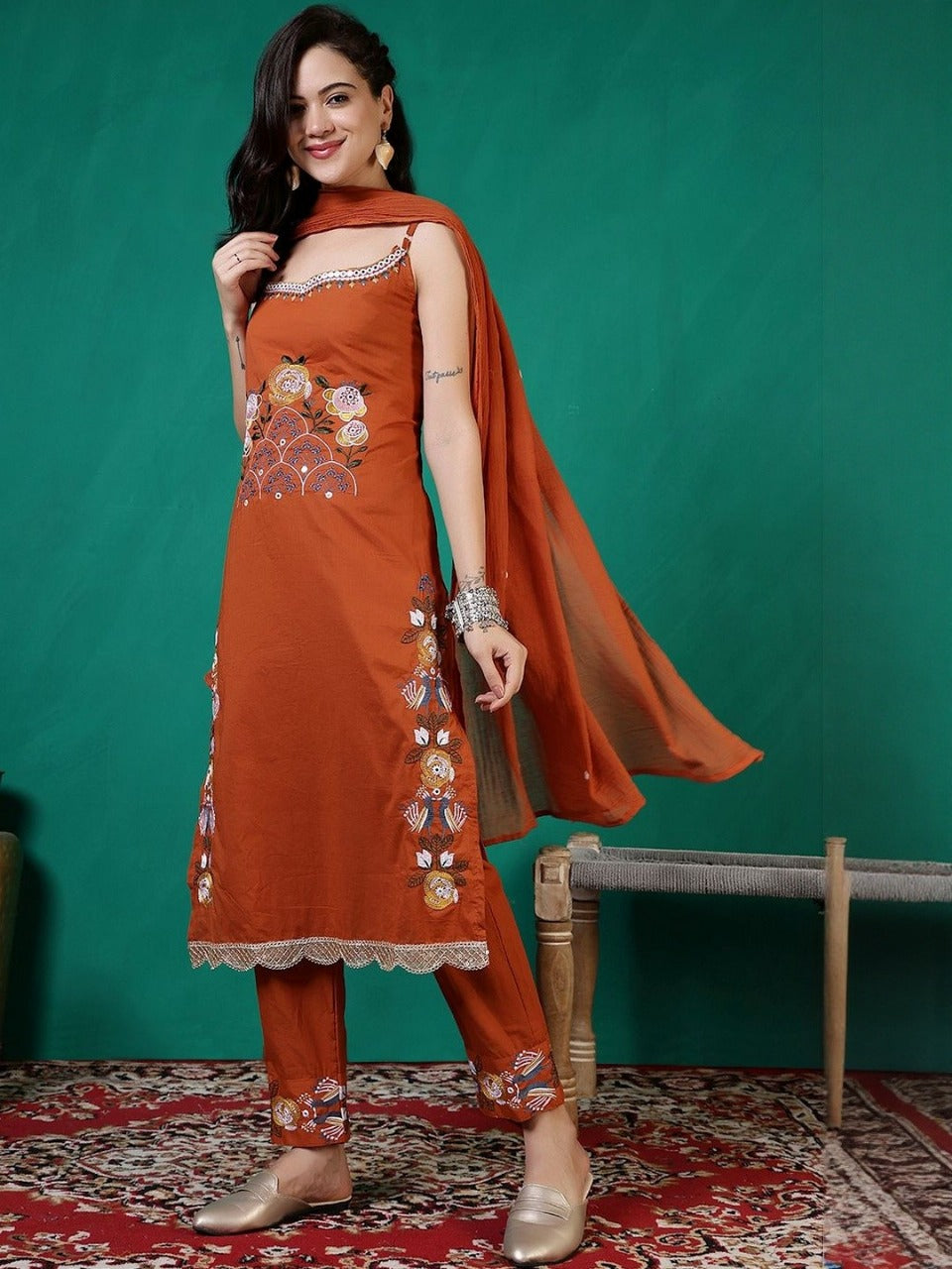 *This Time we are launching. One of the best beautiful one colours cotton  kurti set for Gorgeous ladies*
*In this design you will see sleeveless kurta and elegant embroidery work*