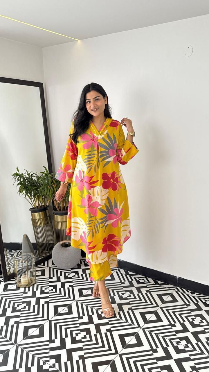 Details:   Cotton Floral Printed Kurta Pants With Lace Detailing On The Neckline and Cuffs.

Fabric: Cotton