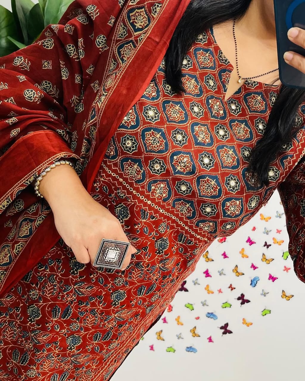 The outfits in your images showcase beautiful traditional kurta sets with a contemporary touch! Here are the details based on your uploads: