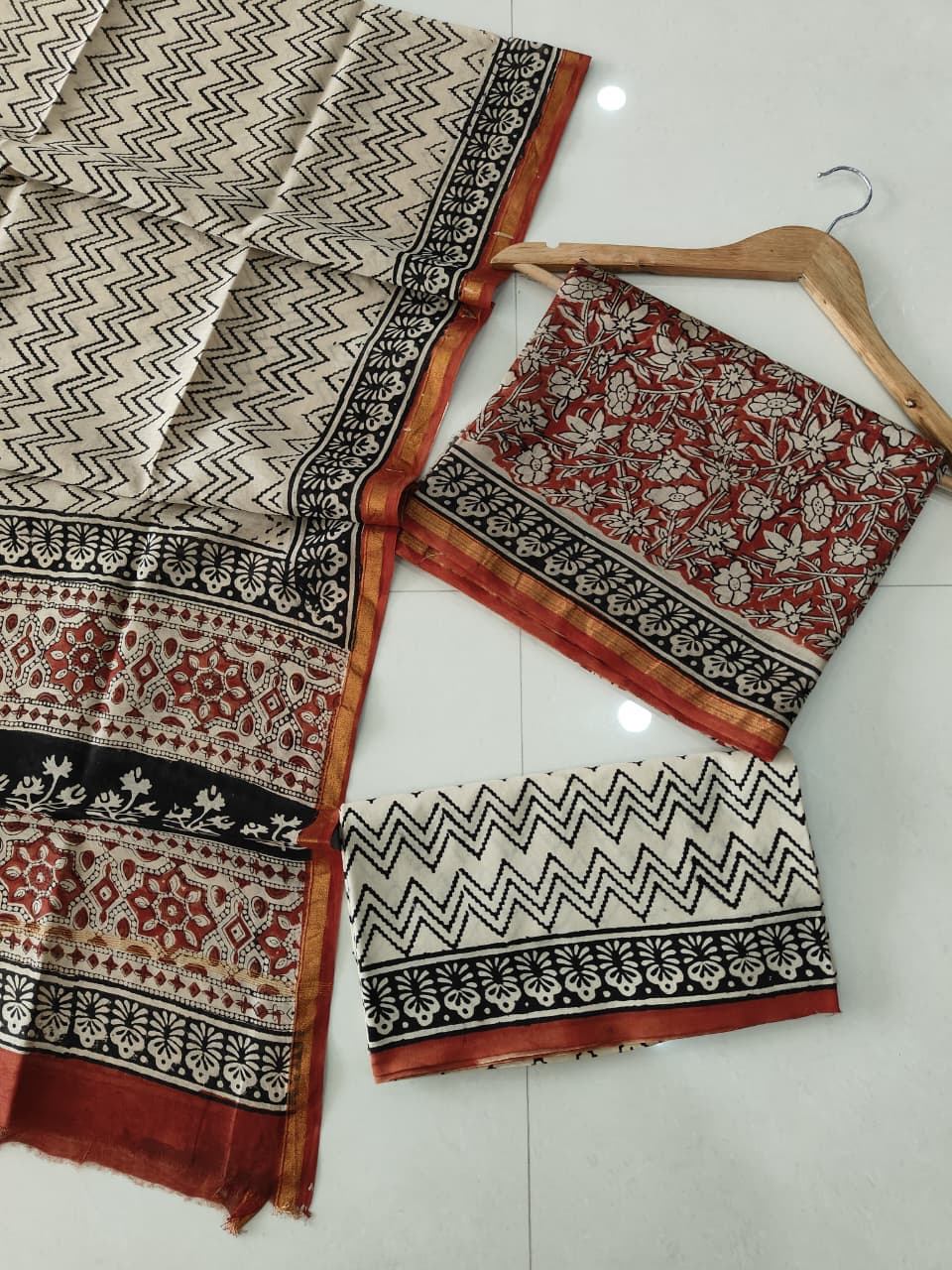 EXCLUSIVE HAND BLOCK CHANDERI SILK SUIT SET WITH CHANDERI DUPATTA