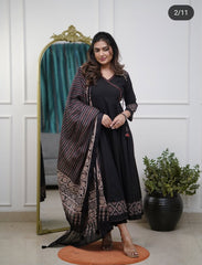 New launch 
Anarkali kurti pant dupatta sets 

Fabric _ premium cotton slub fabric super quality soft pure kadi cotton slub