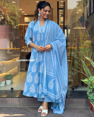 *Cotton 3pis set*

Best Quality products always 

*Premium Heavy Cotton Full Printed Dress With Printed Plazzo With 2.20 Mitter Malmal Printed Dupatta*