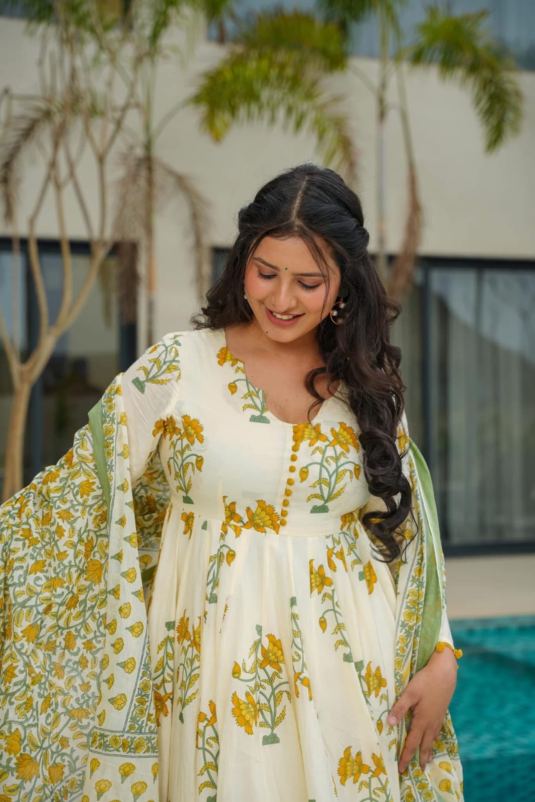 *BEAUTIFUL COTTON PRINTED ANARKALI KURTI WITH BOTTOM 

BEAUTIFUL FRONT BUTTONS AND PUMPUM LACE ON KURTI.

BEAUTIFUL MALMAL PRINTED DUPATTA.
2.25 METER.