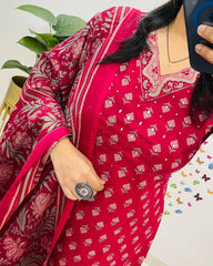 *🌹🌹Pure fine Cotton fabric Embroidery Work Kurti with Pant with cotton 100-100 Dupatta*🌹🌹
