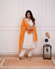 *NEW HEER SUIT SET*

*BRAND SHOWROOM PIECE*

*CODING HEVAY Full Work*