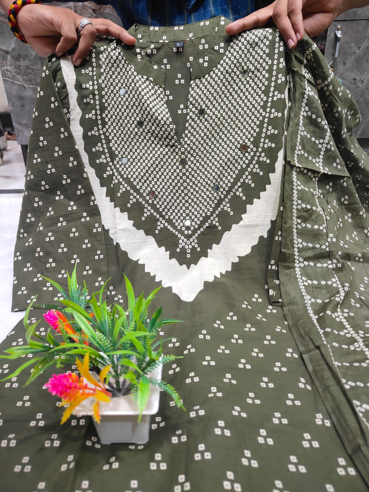 Olive Green Discharge Print Cotton Kurti Pant Dupatta Set