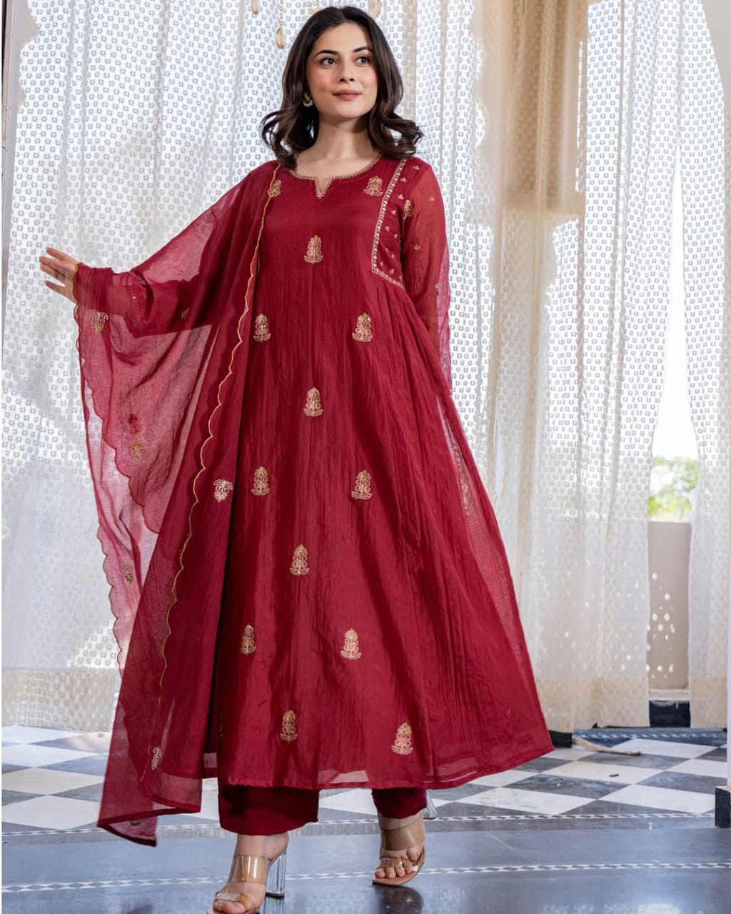 *NEW SPECIAL PANKHUDI SUIT SET*

*Premium chinon fabric Kurti Pant & Dupatta *