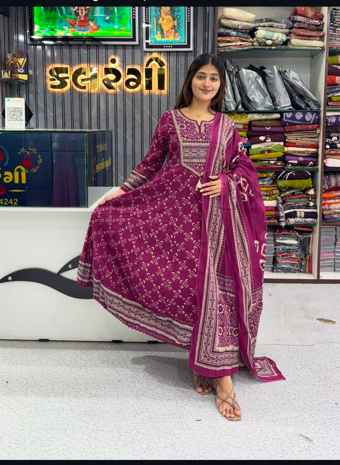 Magenta Cotton Anarkali Kurta Set with Saganeri Print