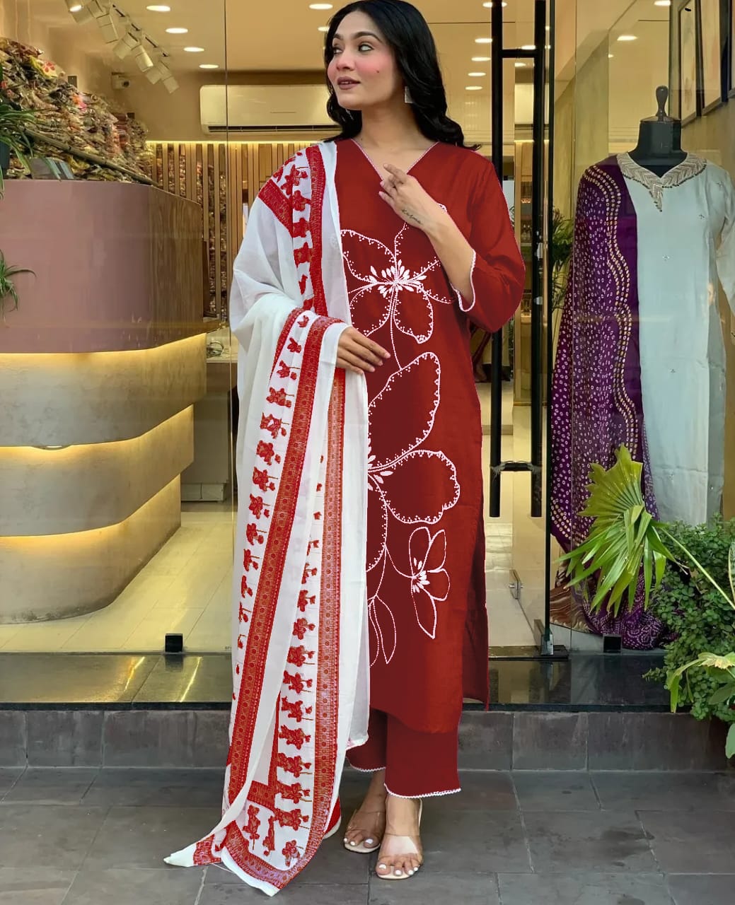 🔯 NEW LAUNCH 🔯

🌸 KURTA PANT WITH DUPATTA SET