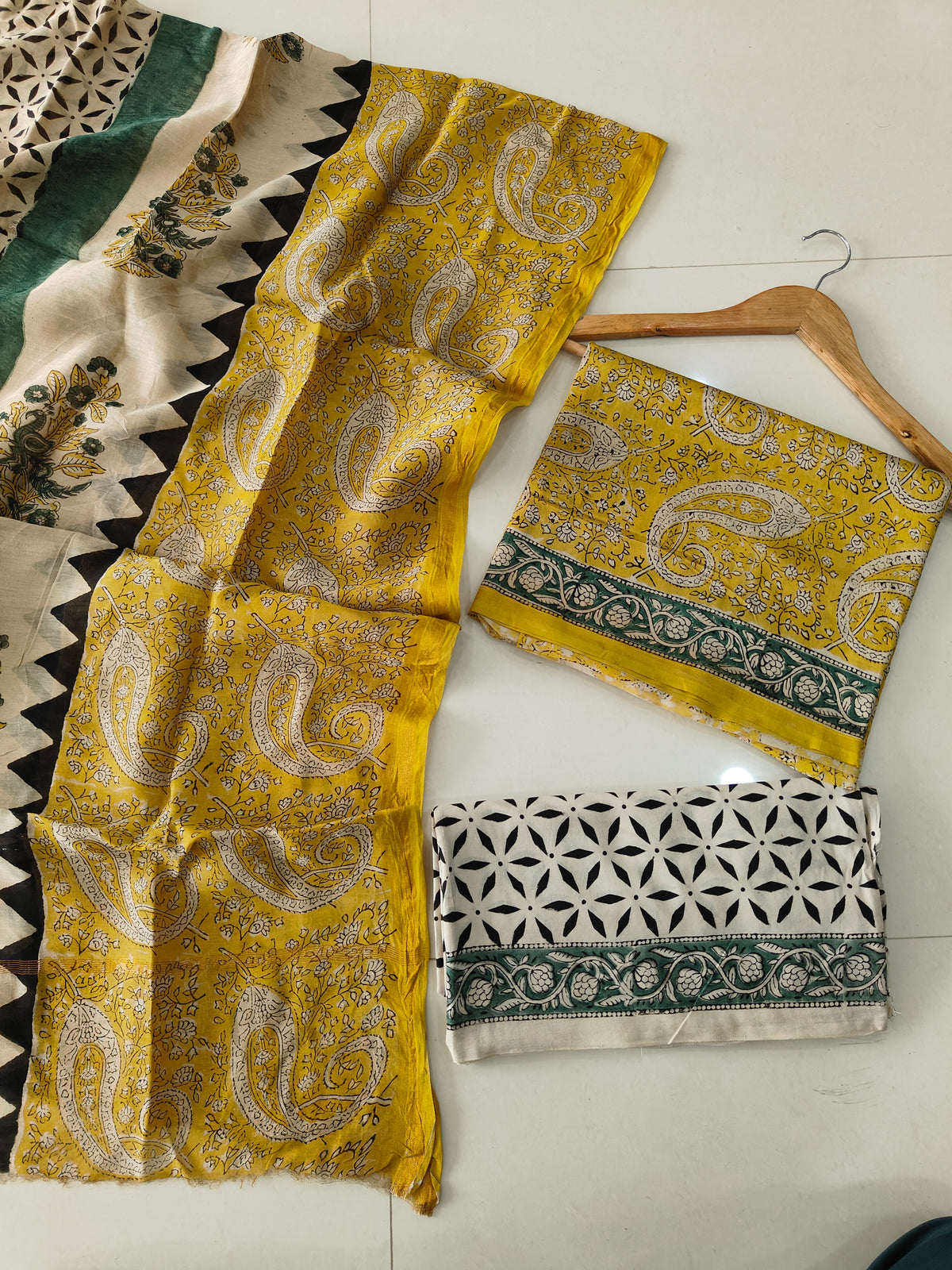 EXCLUSIVE HAND BLOCK CHANDERI SILK SUIT SET WITH CHANDERI DUPATTA