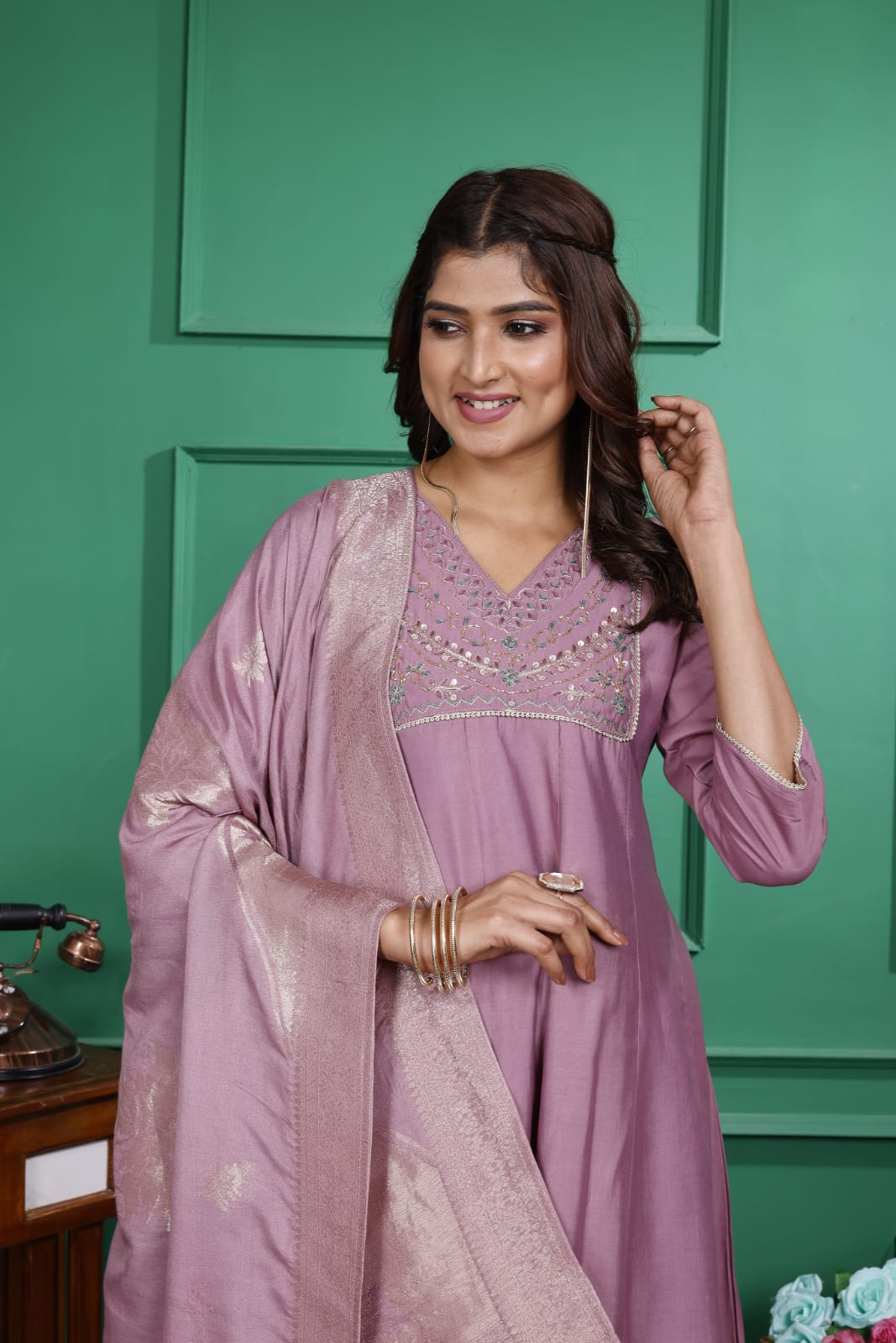 Roman silk with inner kali