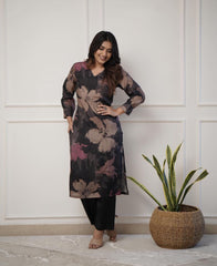 *The Coordinate Smarts for festival*

*pure muslin ( no need  lining )premium qualities-2 pc sets*