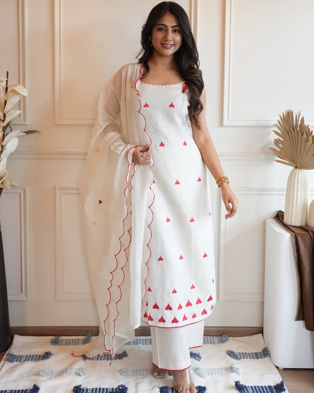 White Cotton Flex Sleeveless Kurti Set with Red Heart Embroidery