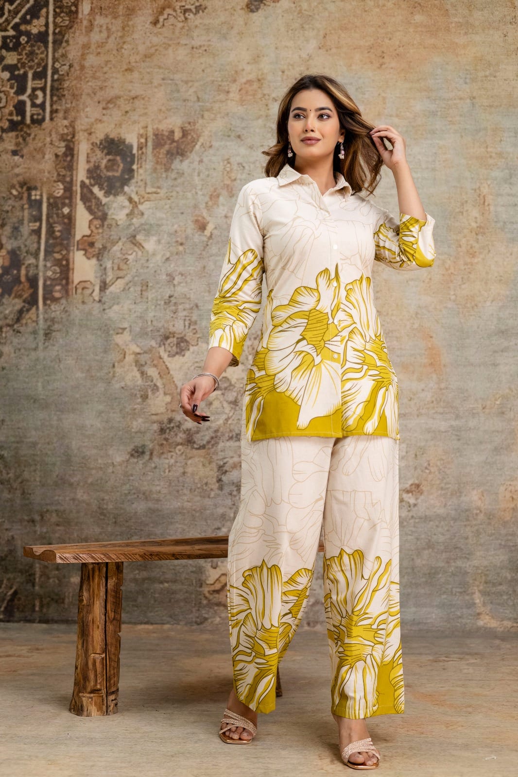 *Classy Cotton Floral Printed Cord Set Openable Top With Printed Palazo With One Side Pocket*