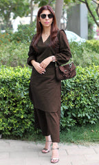 Upgrade your office wear wardrobe with this classy yet chic monochrome pant-set  for all day comfort and trendy look